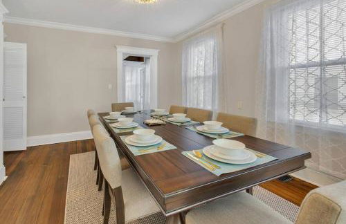 Prime West Hartford Center- Timeless Charm - Foto 8