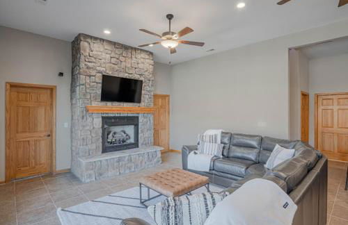 Amazing Vacation Home on the 56 MM, Dock, Water Toys, Fire Pit, 5 bedrooms/5 baths - Foto 22