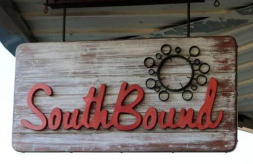 KING BED Family Friendly Cottage - Walk to Zoo & Waterpark - Near Downtown & Midtown - Foto 31