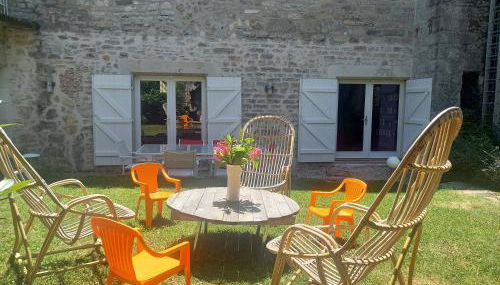 Maison du XVème au cœur du village médiéval - Foto 2