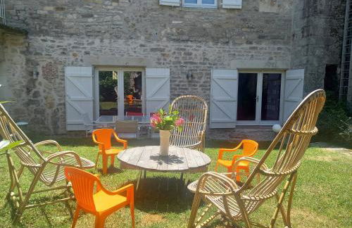 Maison du XVème au cœur du village médiéval - Foto 2