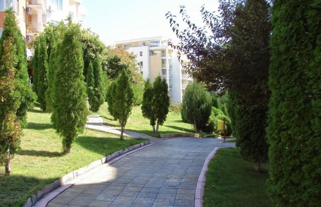 New & Stylish Sun Break Apartment in Sveti Vlas - Photo 34