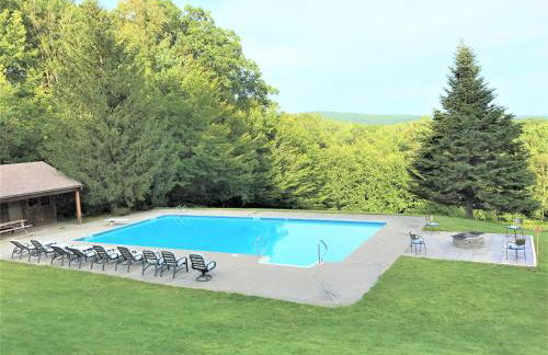 Most Luxury 7000 Sq ft Log Estate with Pool Hot Tub Sauna - Foto 10