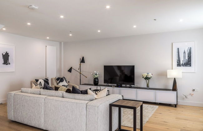 Modern Family Home in Kensington - Foto 11