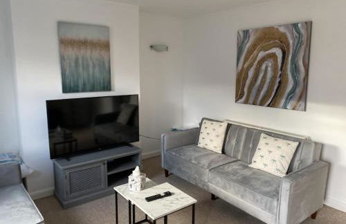 Charming 3 bedroom flint cottage - Foto 14