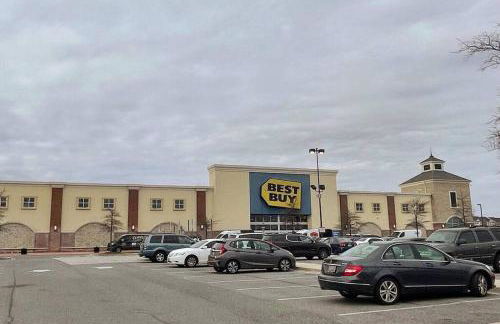 Luxury Living at Woodmore - Foto 53