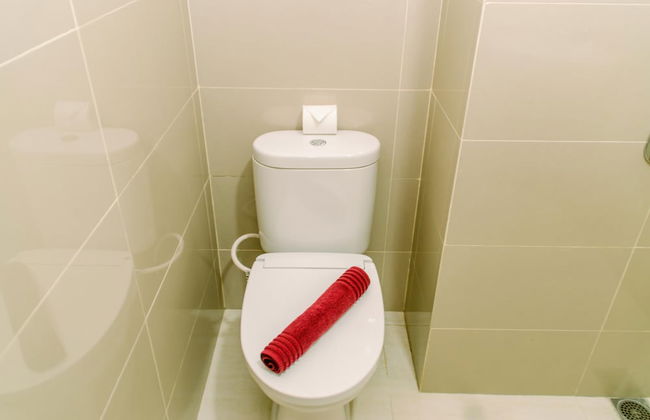 Warm And Cozy Studio Room Apartment At B Residence - Foto 7