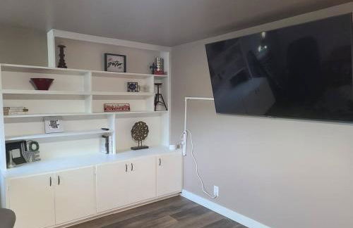 No Cleaning Fee BYU Creamery WD 65 TV King - Foto 17