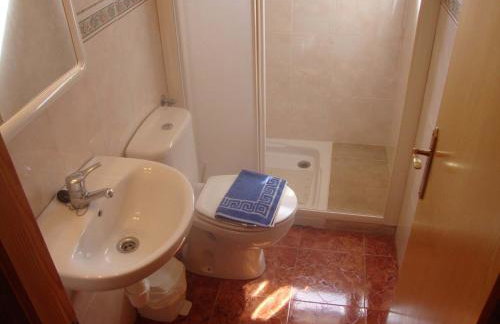 Villa Luz: refugio de calma y belleza en Menorca - Photo 2