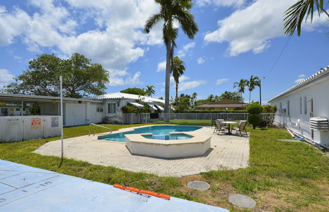 Hallandale Beach Apartments - Foto 14