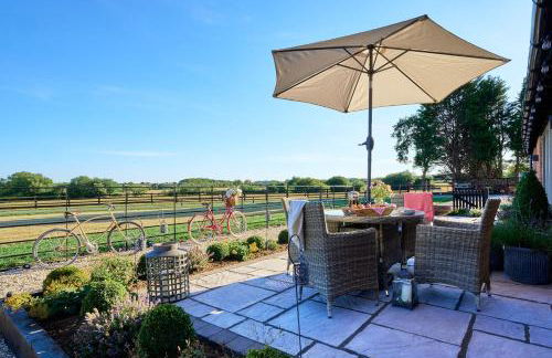 The Shooting Lodge - Photo 12