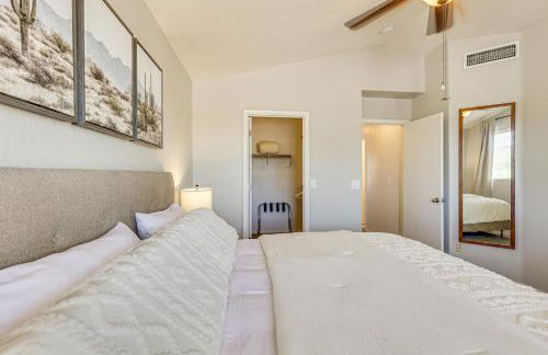 Swim with a View! Scenic Desert Retreat in Glendale - Foto 16