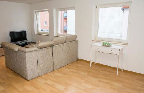 Schöne 2-Raum-Wohnung im Zentrum Waltershausens - Foto 5