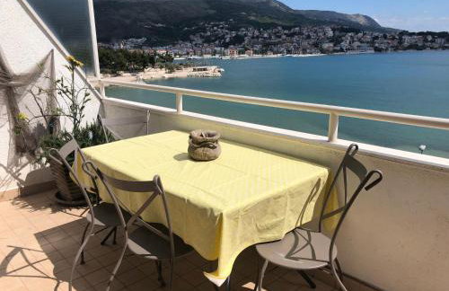 apartment with a magical view - Photo 22