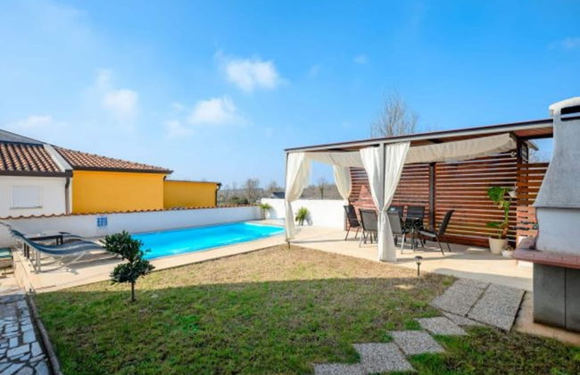 Beautiful Apartment With Parking Space - Foto 15