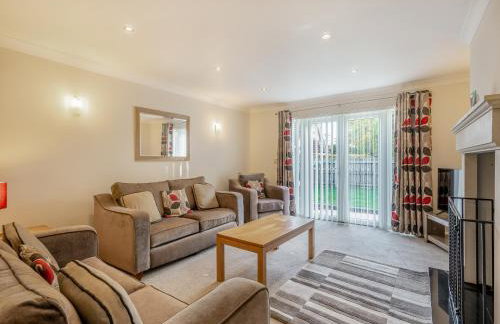 The Beeches - Photo 6