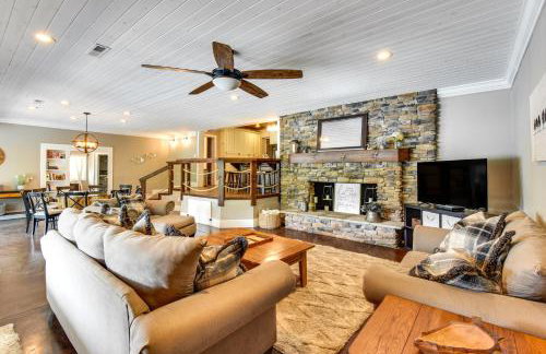 Hot Tub, Dock, Lakefront Luxe Six Mile Retreat - Foto 4