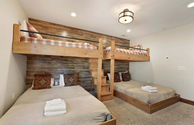 Tahoe Woods Villa - Walk to Beach and Gondola/ Heavenly Ski - Foto 9