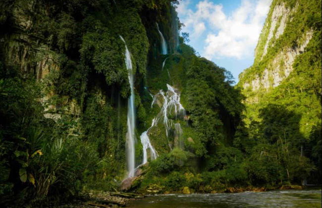 Derrepente Waterfall Trekking Tour - Photo 4