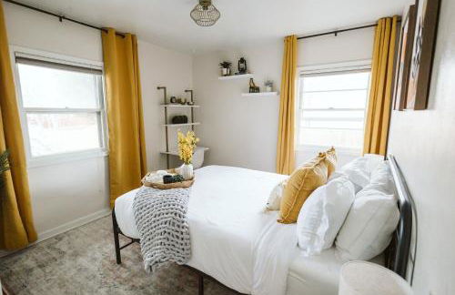 Amazing Escape King Bed BSU Parking Fire Pit - Photo 11