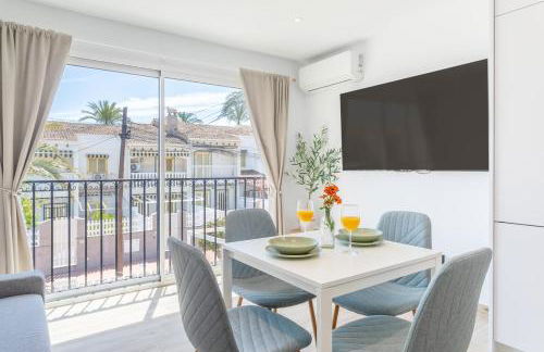 Modern and Stylish Apartment 2: Terrace and Pool - Foto 3