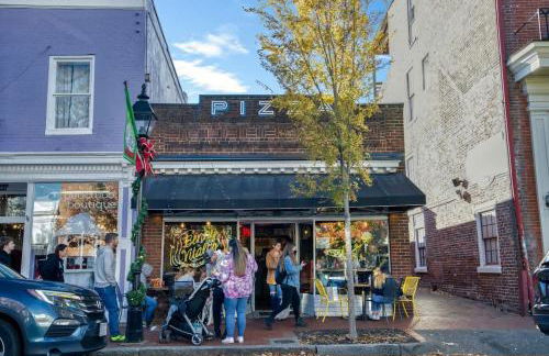 The Black Log Cabin - Hot Tub & Game Room - Foto 46