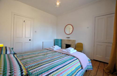 Bass View Cellardyke- contemporary coastal stay - Photo 10