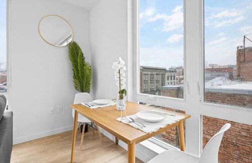 Charming 2BD2BA Apt Near DT-PetFriendlyWiFi - Foto 12