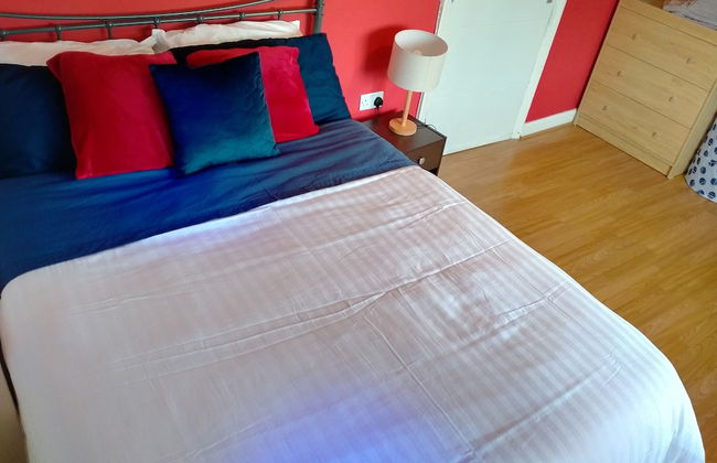 Spacious 3bed House in Walsall With Parking Onsite - Foto 6