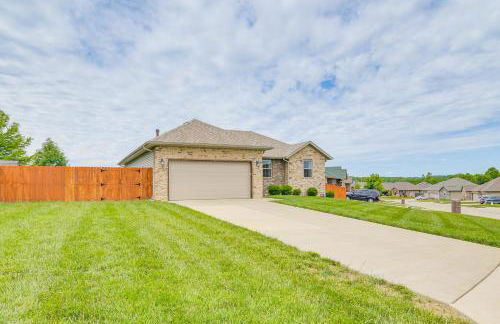 Pool Access, Grill and Gazebo Ozark Getaway! - Foto 28