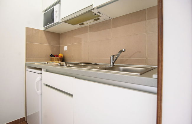 California Apartments II - Photo 28