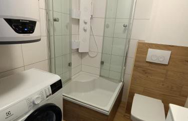 Siedlisko Dwa Żurawie - Uroczy domek nad stawem, z kominkiem, obok konie - Foto 11