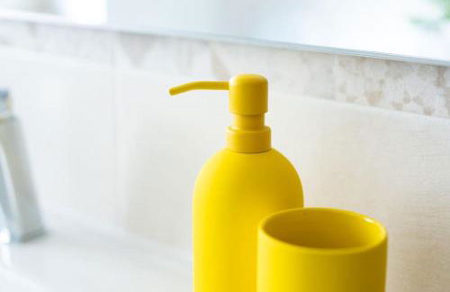 OFFERTA Inizio Anno! 2 Suite in Centro Città con Balcone Vista Mare - Foto 26