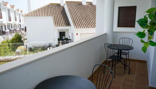 Casa Topacio, 3 bedrooms and 3 bathrooms in quiet street - Photo 5