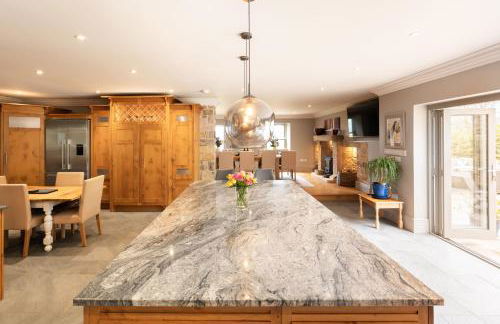 The Beeches - Photo 20