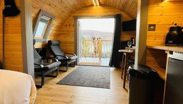 Plum Tree Pod - Photo 2