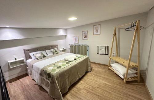 Loft de Luxo no Braga: Perfeito para Casais - Ar, Wi-Fi e Estilo - Foto 14