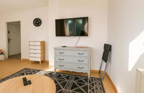 appartement 3 chambres avec balcon et parking - Foto 2