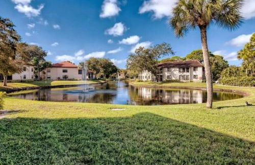 Waterview Oasis Retreat, minutes to Anna Maria Island and IMG - Photo 4