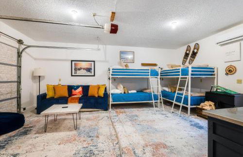 Adventure Hub Hot Tub, Near Waterpark Ski & Golf - Foto 17