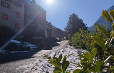 Studio vue montagnes RDC piscine - Foto 46