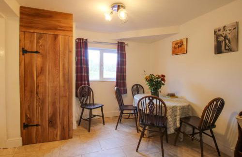 1 Dingle Cottage - Photo 7