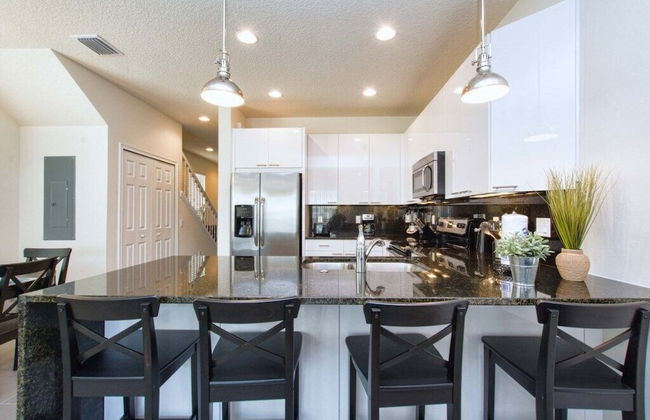 Beautiful House, Private Splash Pool, Balcony Off Master Suite, Free Wifi!!! 3 Bedroom Townhouse by RedAwning - Foto 11