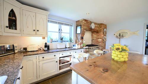 Beautiful Thatched Cottage Windsor Ascot Bracknell - Foto 5