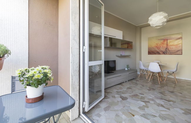 JOIVY Trendy Flat W/Balcony - Foto 17