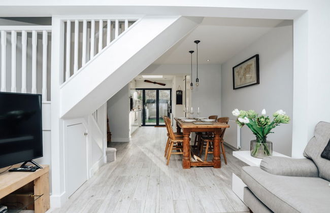 Propeller House - From 165 Per Night - Photo 21