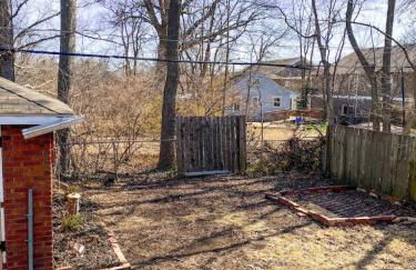 Bohemian Bungalow Pac-Man, walk downtown, pet friendly - Foto 2