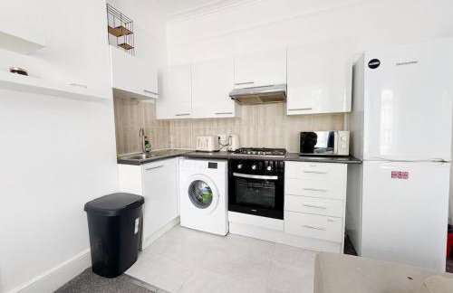 Prime Central London 2-Bed by Shops & Transport - Foto 20