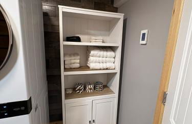 The Treehouse at 11 Gables - Center of Ludlow Village near Shopping and Restaurants - Foto 28