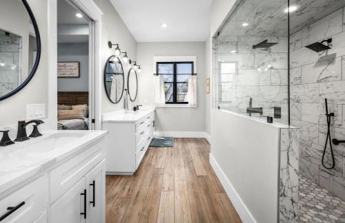 River Access Firepit BBQ Sleeps 12 - Foto 17